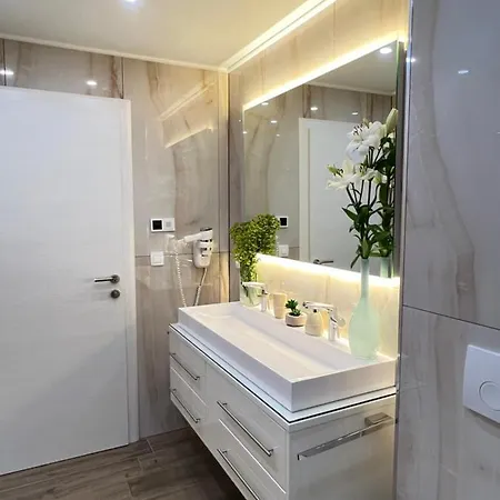 فيلة Luxury Sundance *