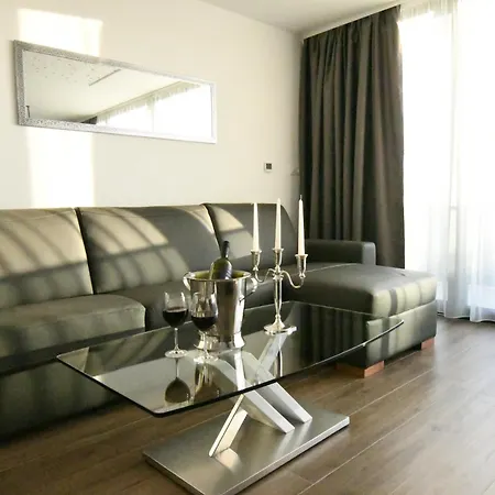 Luxury Sundance טרוגיר