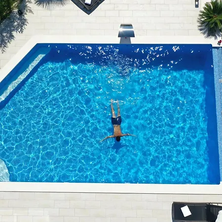 וילה Luxury Sundance טרוגיר