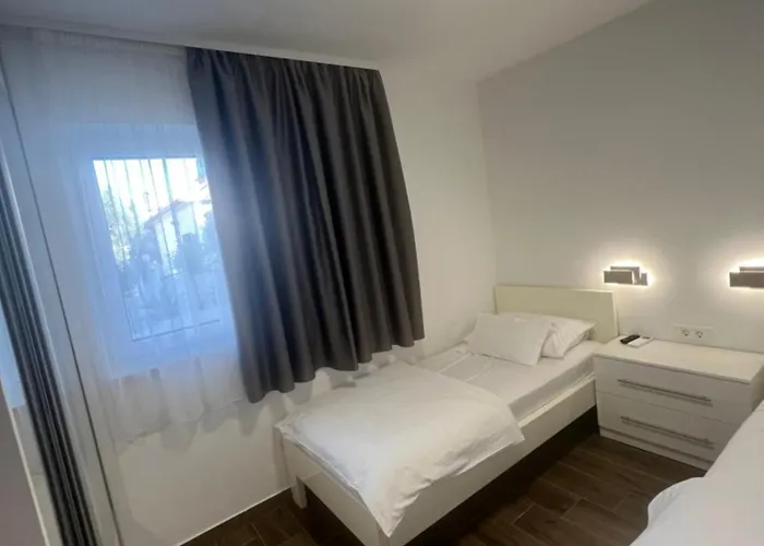 Luxury Sundance טרוגיר
