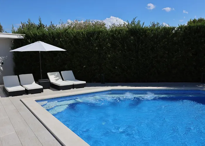 Luxury Sundance *